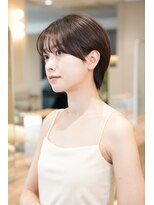 Refa公式プレミアムサロン　個室美容室Zina神戸三宮　髪質改善レイヤーカット&nbsp;髪質改善*ハンサムショート大人耳掛け前髪*美髪【Zina】