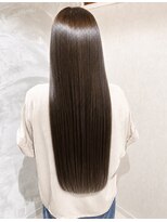 凪(Nagi)&nbsp;絹髪ストレート×暗髪アッシュグレージュ/20代30代40代