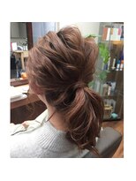 ヘアールーム グリン(Hair room GRin)&nbsp;GRin×外国人風ポニーテール