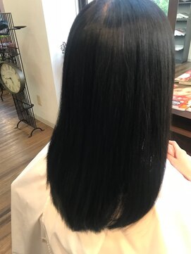 グリフィカ(griFFica) 【くせ毛の方に人気No.1】premium髪質改善ストレート&カット