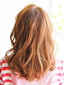 ヘアメイク ナル(hair make nalu) ボリューム感のあるカールスタイル