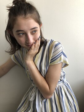 アニー(ANY) ハーフアップアレンジ