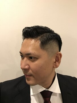 理容 うめむら バーバーフェード