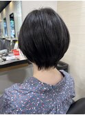 ショートボブ