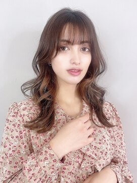 アイティー バイ アルバム 浦和店(IT by ALBUM) イヤリングカラーヨシンモリくびれヘア_チェリーブラウン_8874