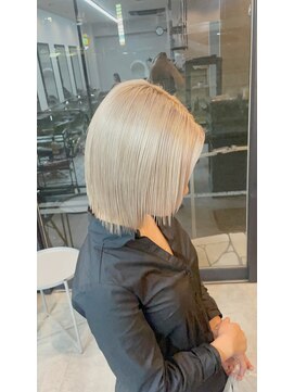 エンカウントバイマハロ 千葉(encount by mahalo) ホワイトベージュ