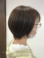 アリー(Ari-) ハイトーン ショート