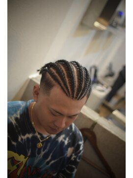 ジーン カットクラブ(GENE CUTCLUB) コーンロウ