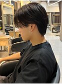 センターパートウルフ メンズカット 眉毛 ウルフカット