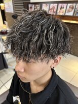 フォルテ 草薙店 メッシュキャップハイライト ツイストスパイラルパーマ