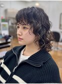 ミディアム×無造作パーマ