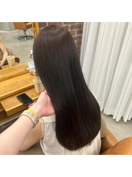 山野愛子美容室 銀座店 オリーブブラウン×ストレートロング×韓国