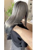 シルバー×裾ブラック