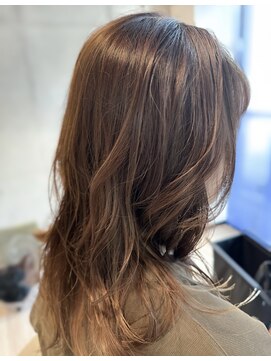 ウルフミディ　12トーン・アッシュベージュ