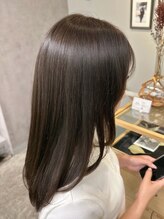 サロンドバン 恵比寿 オリーブベージュ