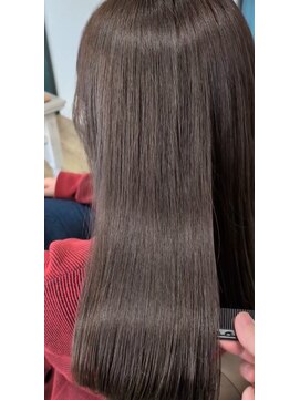 ヘアアトリエ ナイン(hair atelier nine) ヘッドスパ/チェリーレッド/ハイレイヤーウルフ/髪質改善/福島市