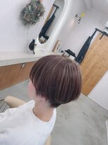 ザイエロー(THE YELLOW)&nbsp;ナチュラルなコントラストのハイライトカラー♪