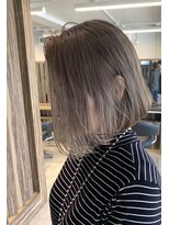 ユルム 深谷稲荷 白髪染めストレス解放/ケアブリーチ/ベージュ