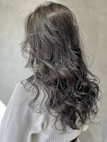 ジーナ 博多(Zina)&nbsp;小顔セミウェットウェーブピンクベージュハイライトカラー