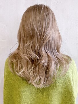 アイティーバイアルバム 八王子店(IT by ALBUM) ブロンドレイヤー_マロンベージュAラインボブ_ba325112