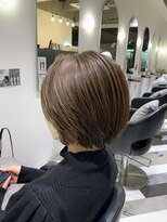 アフロディーテ ギンザ 秋葉原店(APHRODITE GINZA)&nbsp;グレージュカラー/シルキーベージュ/斜めバング/秋葉原