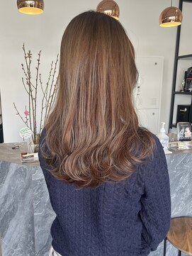 カンナ(CANNA) こころがあがる、大人のやわらかベージュ。［豊田市美容室］