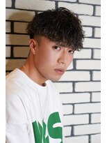 オーシャントーキョー(OCEAN TOKYO)&nbsp;"スーツ短髪ツーブロック束感モテる黒髪シークレットパーマ流行"