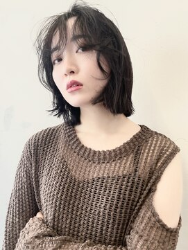 ココ 本八幡(KOKO) 黒髪クラゲヘアーオリーブグレー小顔ココアベージュ丸型卵型ボブ