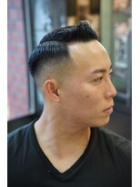 タイト スワッグ バーバーワークス(TIGHT SWAG BARBERWORKS)&nbsp;スキンフェード×サイドパート