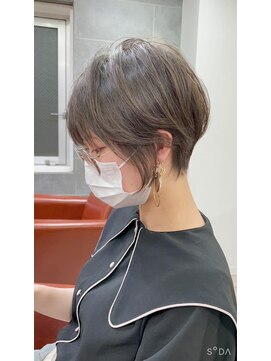 ジゼル(gisele) (小山)小顔ショート