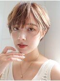 ショートヘア_斜めバンググレージュカラー_29344
