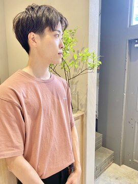 フェンヘアーアイス 中目黒(Fen.hair ici) 20代30代メンズビジネスナチュラルブラウン爽やかセンター分け