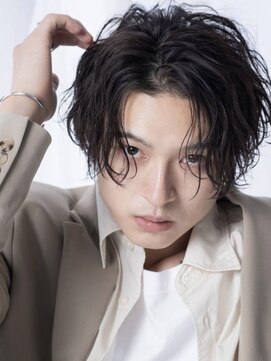 オーシャントーキョー 渋谷(OCEAN TOKYO) ツイストスパイラルパーマミディアムカット