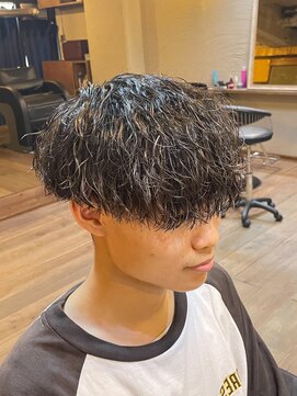 ミオ ベガ(Mio'' VEGA) 【京都】波巻きパーマ