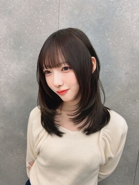 クム(kumu) 【kumu】ミディアムレイヤー/顔周りカット/栄/名古屋