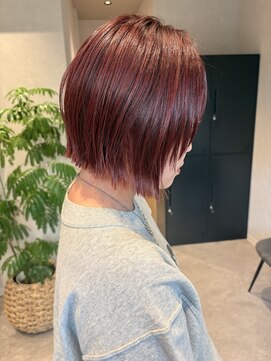 コンフィー(comfy) 【mimura】切りっぱなしボブ　顔まわりレイヤー　レッドブラウン