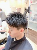 刈り上げアップバング