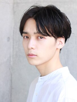 マイロ(mailo) ニュアンスマッシュ×中分けスリークヘア