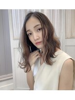 アルト(ALTO)&nbsp;無造作ウェーブ×グレージュ20代30代40代大人可愛いミディアム