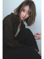 リル 西宮(LiL')&nbsp;[LiL'西宮 寺本]無造作レイヤーカットミディアムウルフオリーブ