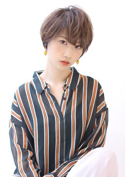 オーロ 緑地公園店(ORO) ことりベージュネイビーカラー毛先パーマ小顔ワンサイドショート