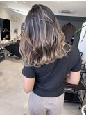 【梅田】ホワイトバレイヤージュバレイヤージュホワイトカラー