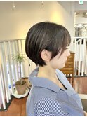 手ぐしで簡単収まり・サイドバング小顔 丸みショートボブ