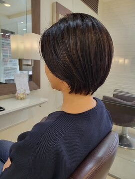 スタイル 成城学園前(STYLE) 黒髪ショートボブ 丸みショート 暗髪 クビレボブ