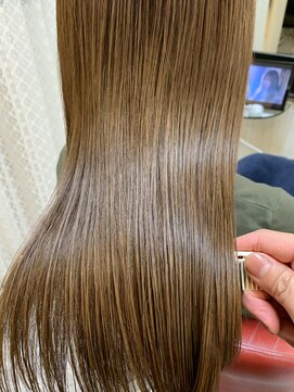 ロマンヤカタ ファース(ROMAN YAKATA fars) 髪質改善　プレミアムカラー　うるさらロング@田代9/25