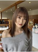 ベージュカラー