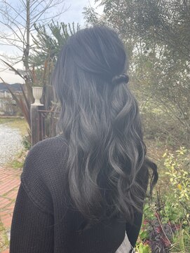 サロンドクロエ(Salon de Chloe) ゆるハーフアップ