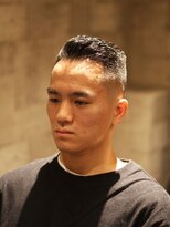 キングスマントーキョー 三鷹店(KINGSMAN TOKYO)&nbsp;アップバング / ツーブロック / スキンフェード[三鷹/バーバー]