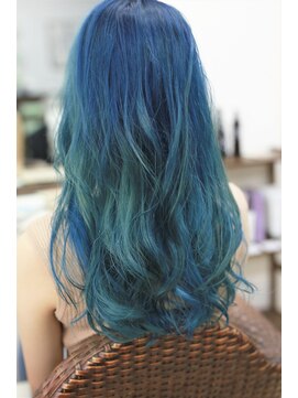 グラスペディア(graspedia) ハイトーン/個性的/派手髪/寒色系カラー/巻き髪/ブルーカラー