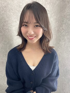 アイリス 天文館店(AIRIS) 顔周りカット 韓国風くびれヘア ミディアムレイヤー 20代 艶髪